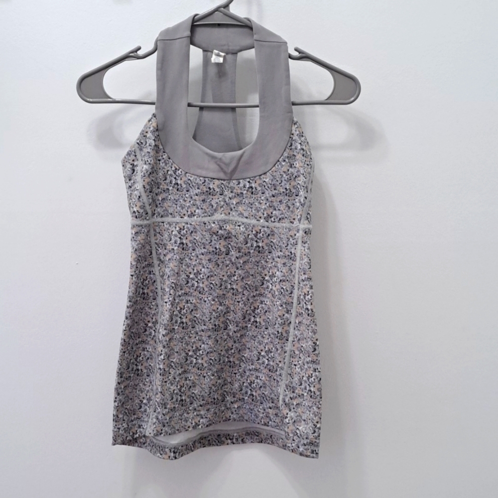 Lululemon tank top size 4 like NEW
